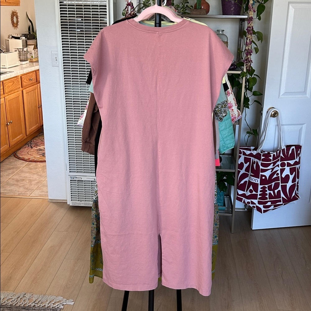 Uniqlo Dress. Size Large. PTP: 22โ. Has pockets ๐ - Picture 2 of 5